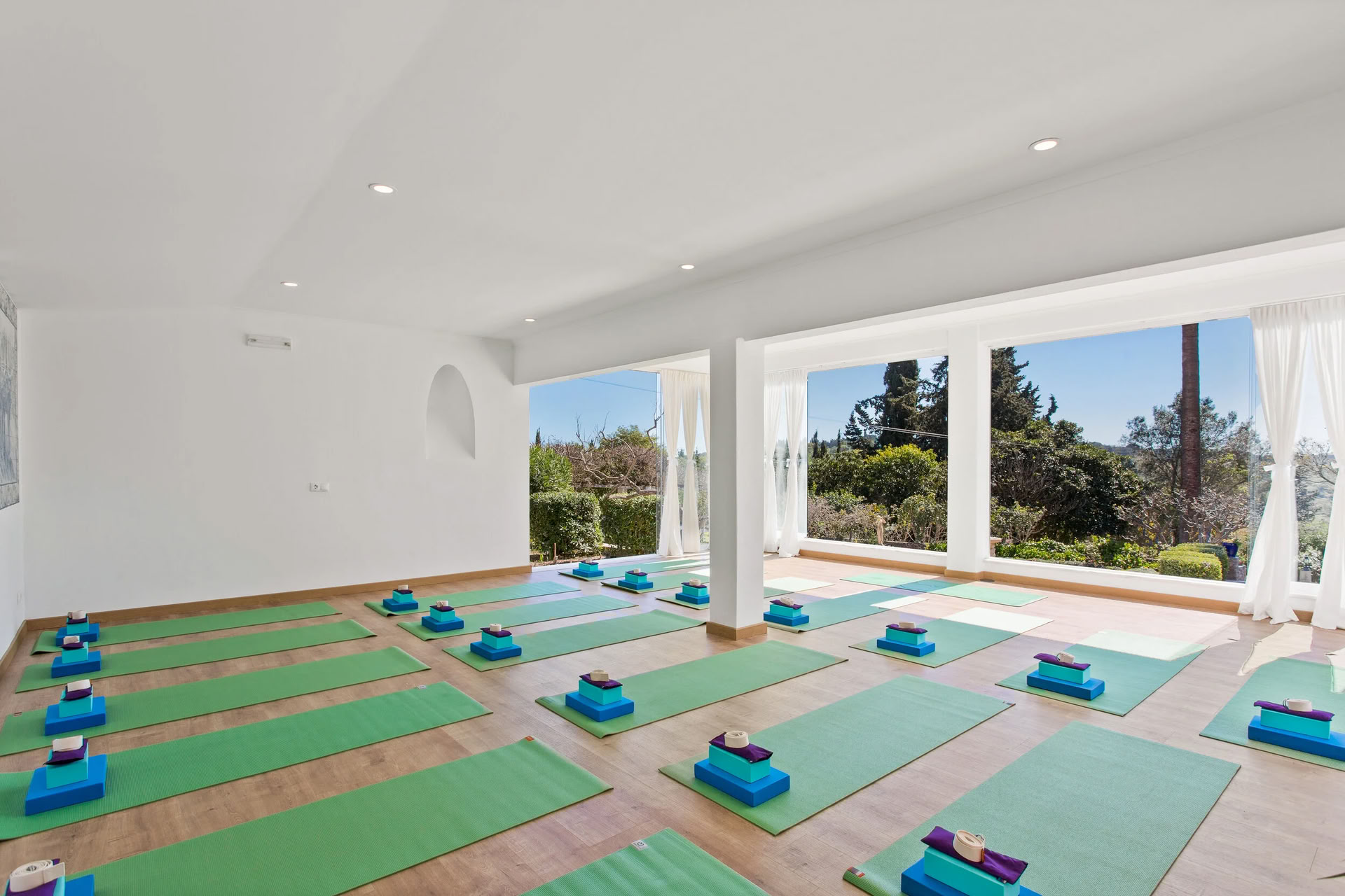 Ritiro privato di yoga con Melanie Caine