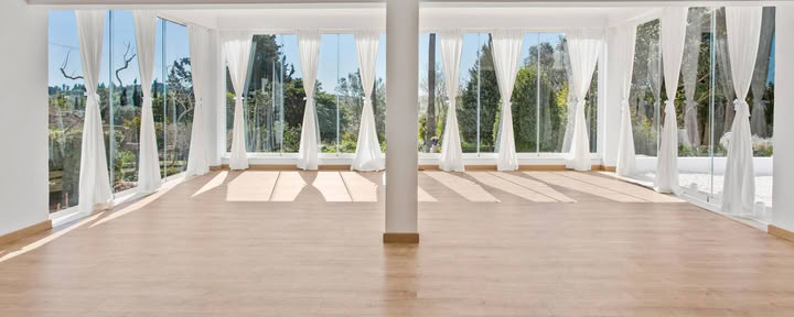 Ritiro privato di yoga con Melanie Caine