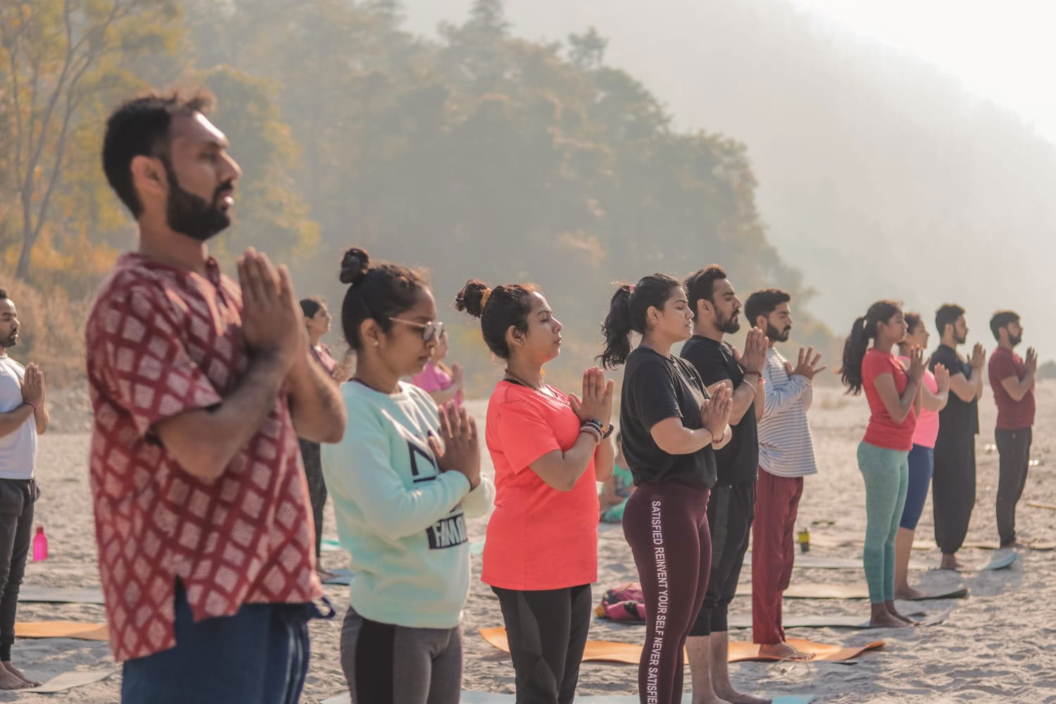 Ritiro di yoga di 14 giorni a Rishikesh