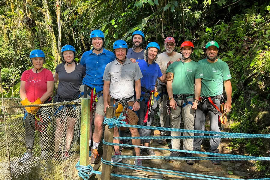 Ricaricati nel ritiro nella foresta pluviale con Savonn e Stacey
