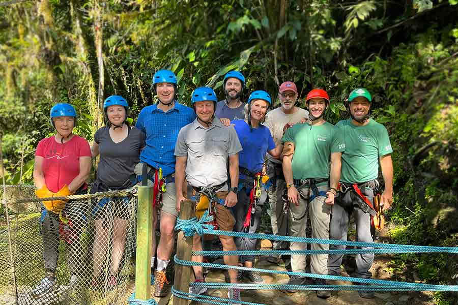 Zipline sul fiume Pacuare