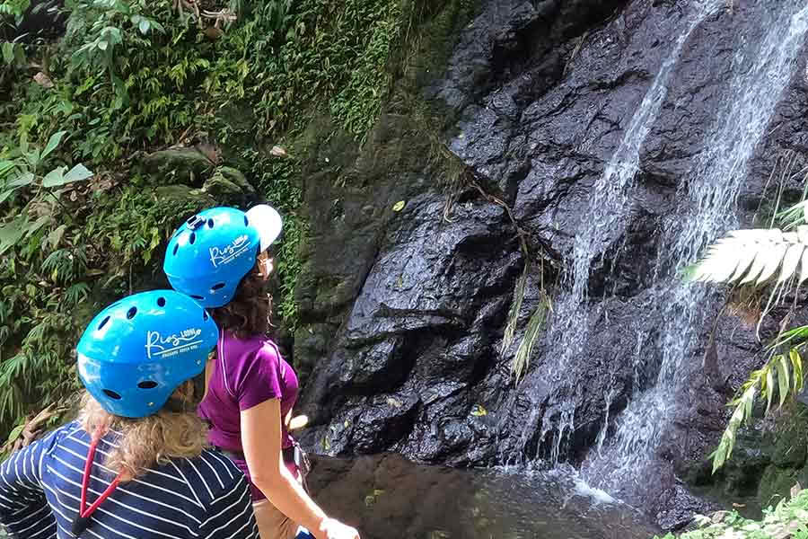 Zipline sul fiume Pacuare