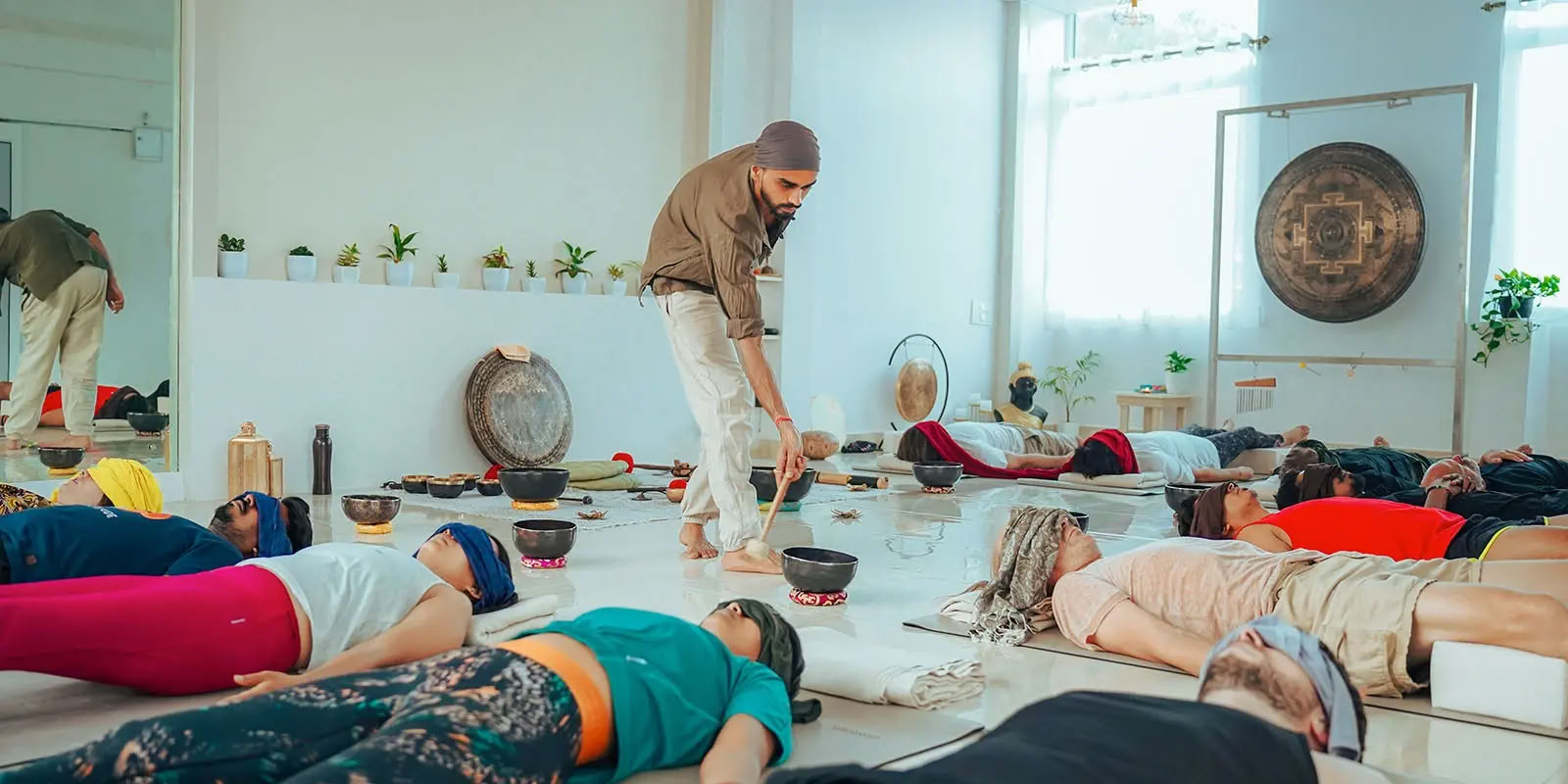 Ritiro di yoga e guarigione di 7 giorni a Rishikesh, India