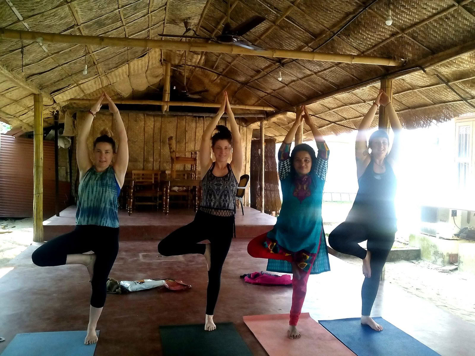 Ritiro benessere di 8 giorni sulla spiaggia con Ayurveda, yoga e meditazione zen ad Alleppey, Kerala