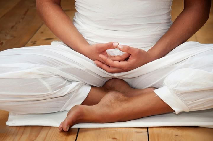 Ritiro benessere di 8 giorni sulla spiaggia con Ayurveda, yoga e meditazione zen ad Alleppey, Kerala