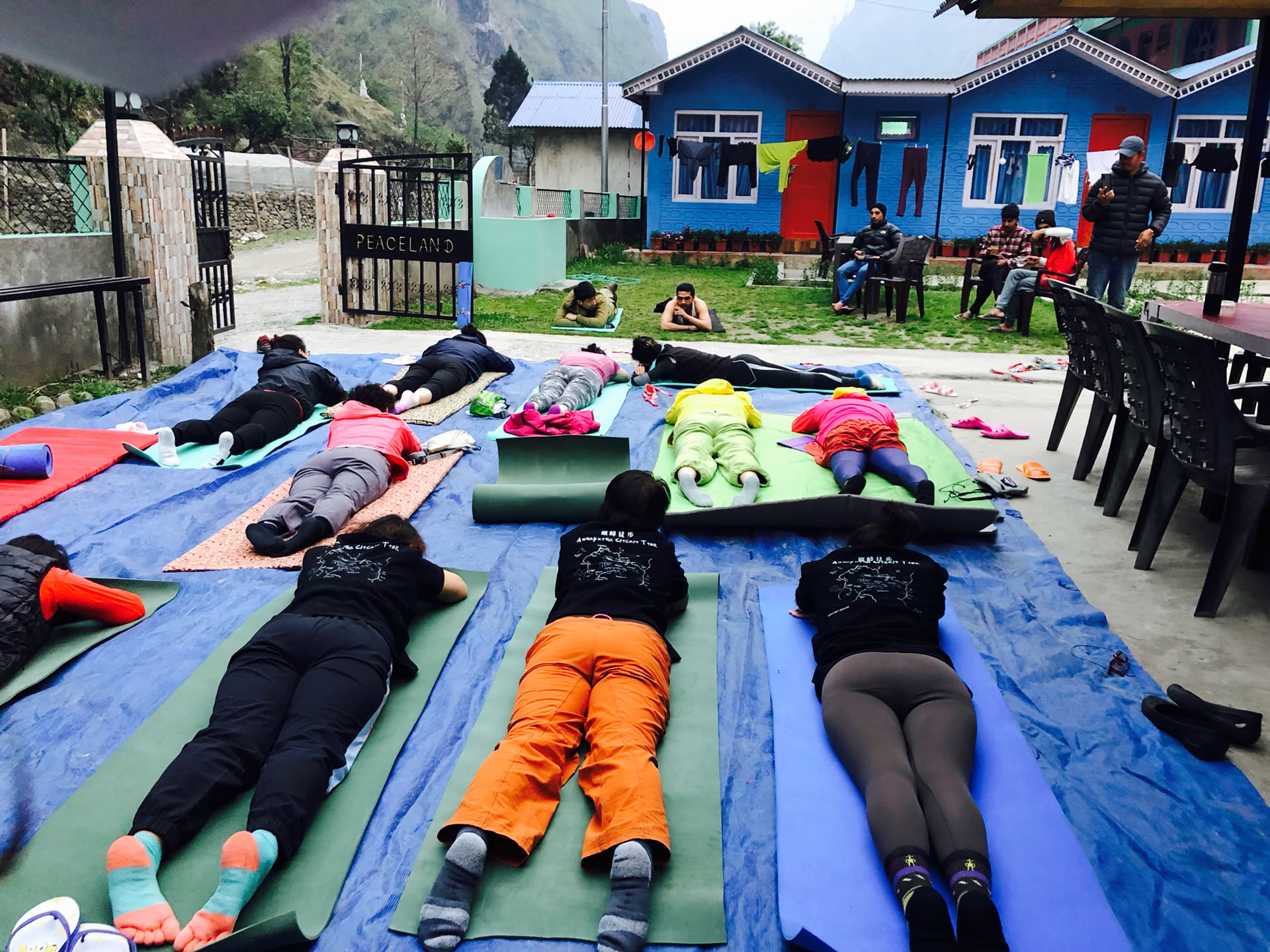 Trekking yoga sul circuito dell’Annapurna con il lago Tilicho