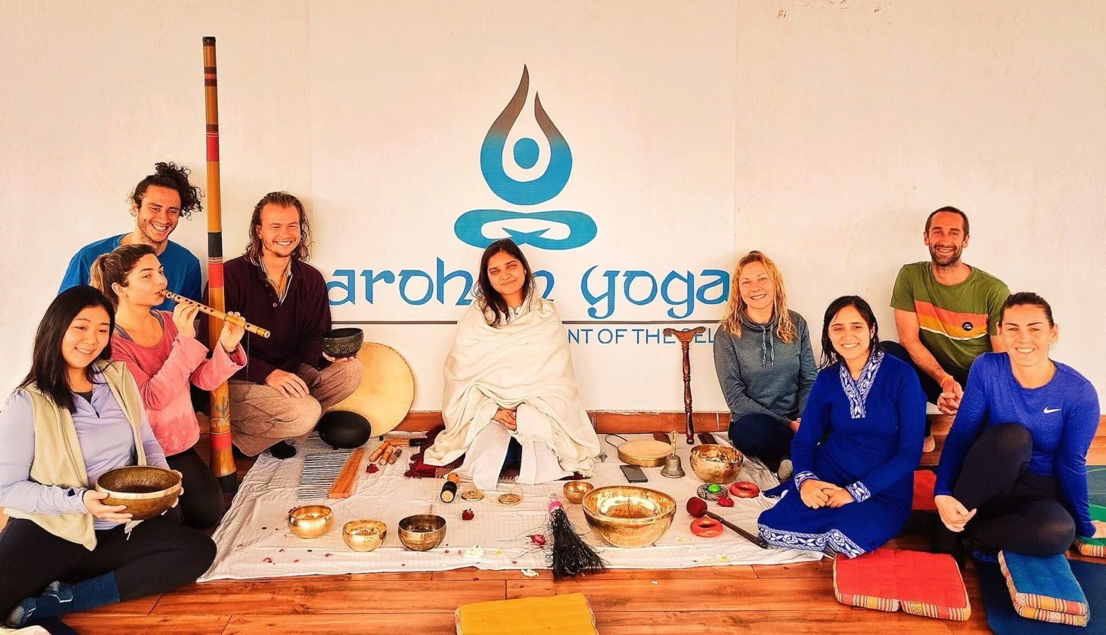 Corso di formazione per insegnanti di sound healing a Rishikesh