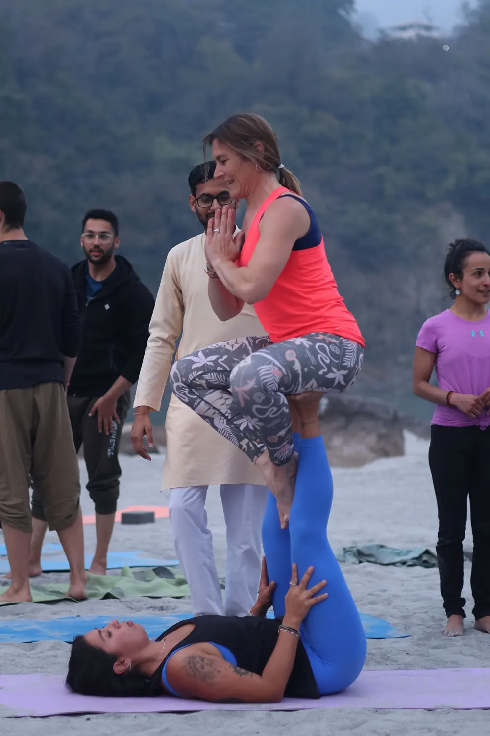 Corso di formazione insegnanti di yoga di 100 ore a Rishikesh, India