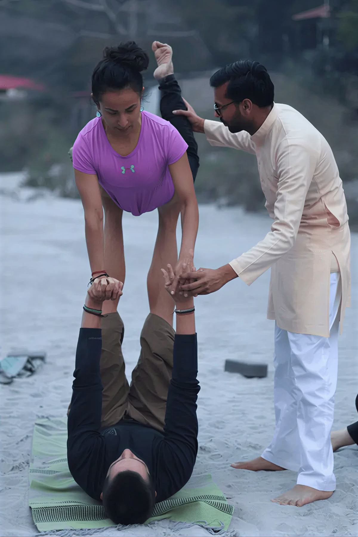 Corso di formazione insegnanti di yoga di 100 ore a Rishikesh, India