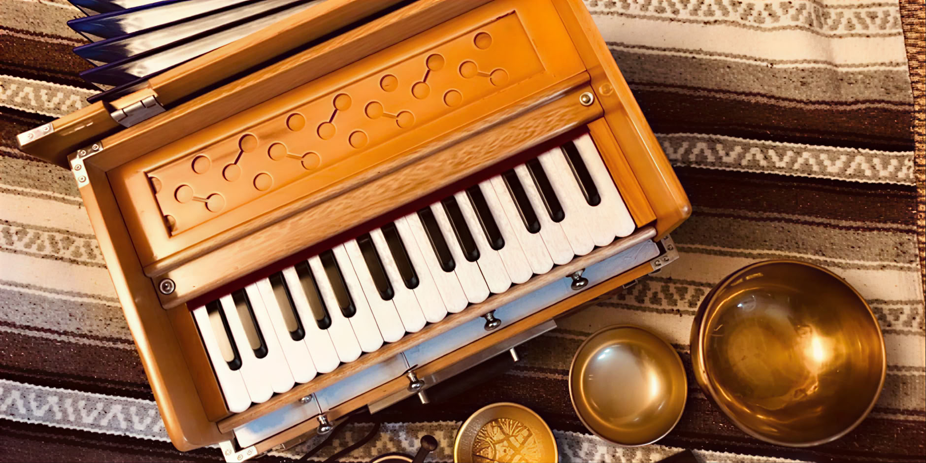 Kirtan, mantra, musica e storia