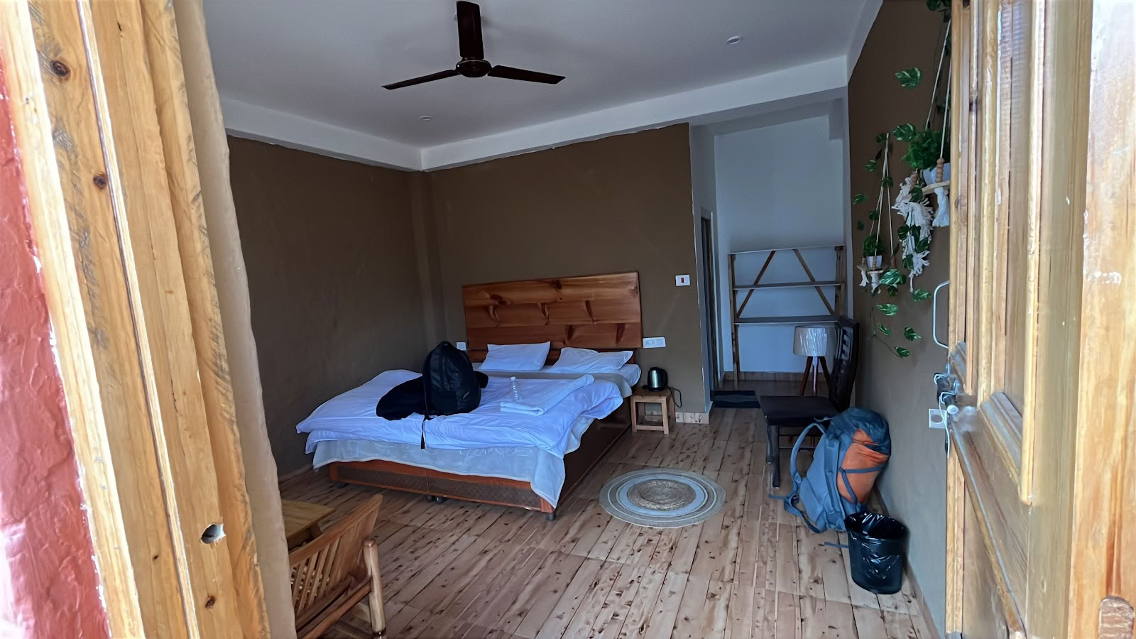 The Void Tirthan - Workation tra Montagne, Home Stay, Coliving, Co-working e Caffè