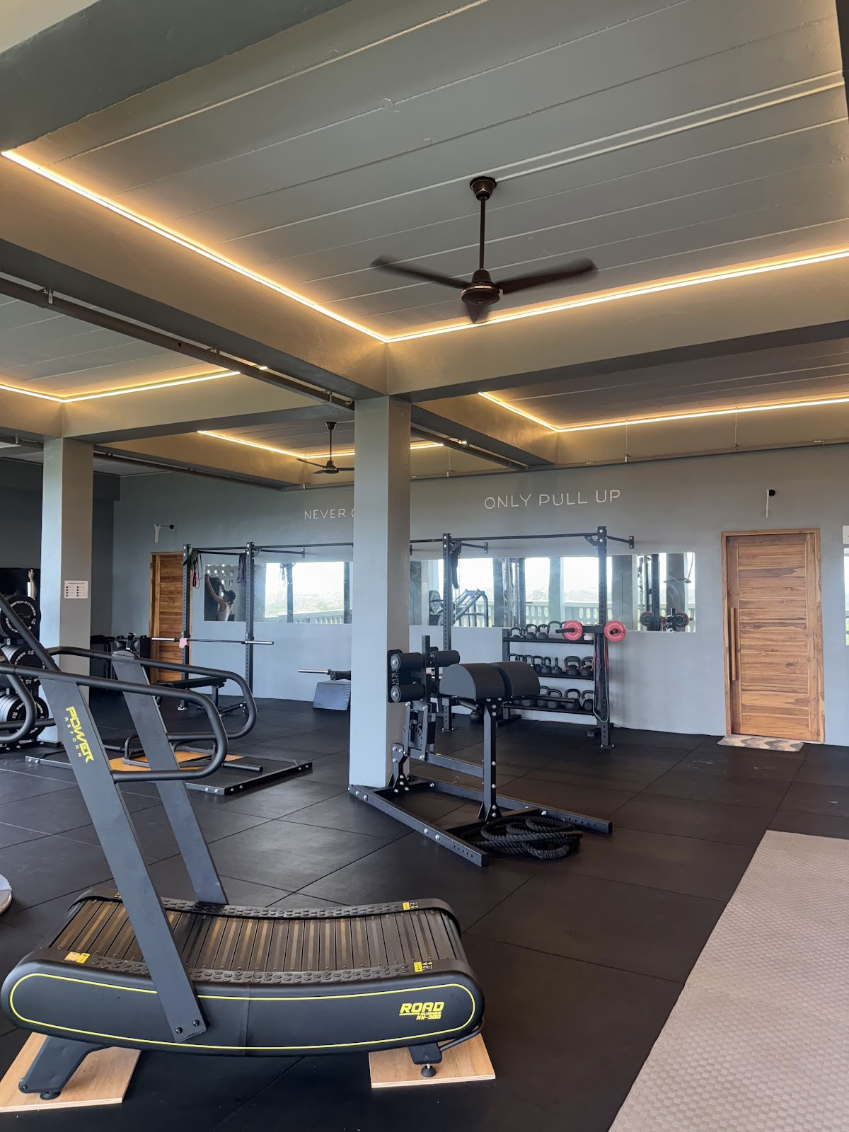Gym Gravity Movement