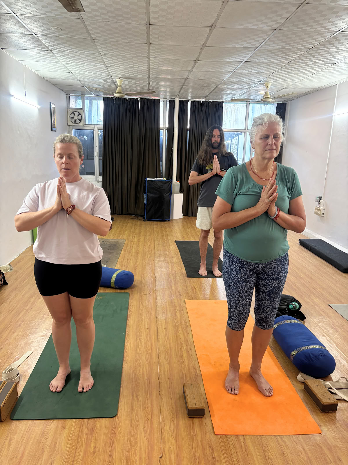 Scuola di Yoga Karoli