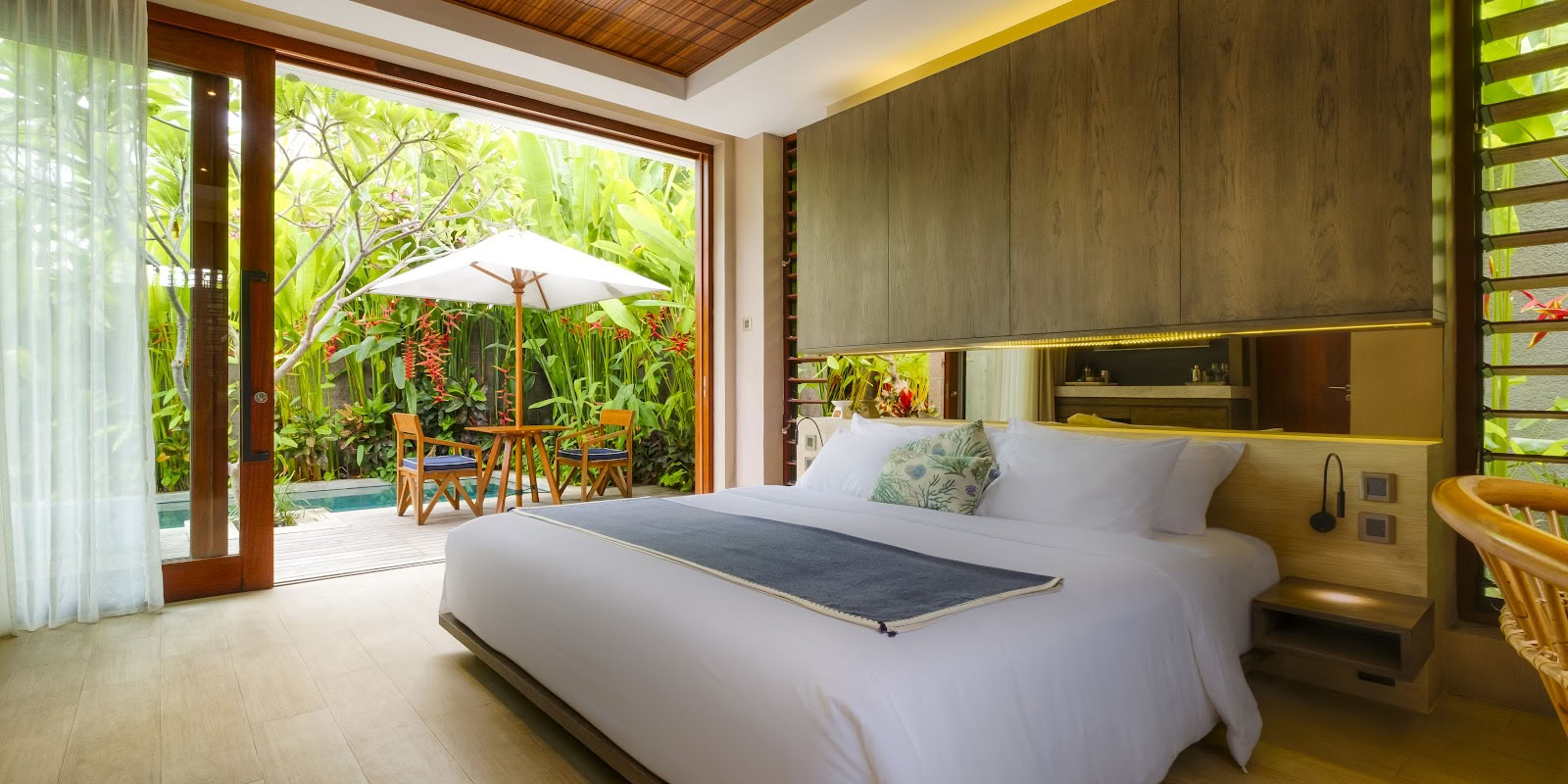 Hotel Komune e Beach Club Bali