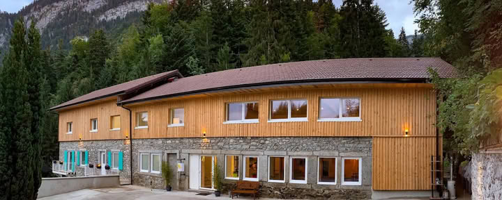 SANSKRITI – Centro di ritiro Yoga e Meditazione | Alpi Francesi