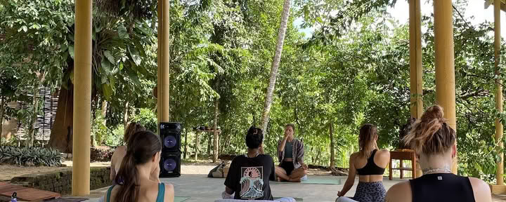 Sensi - Studio di Yoga e Formazione Insegnanti di Yoga