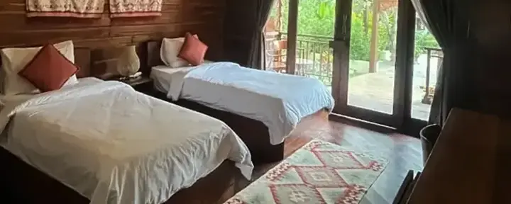 Private Gladak Room