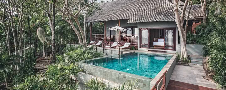 Villa con piscina fronte mare (1 o 2 camere da letto)