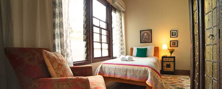 Small Single Room with en-suite